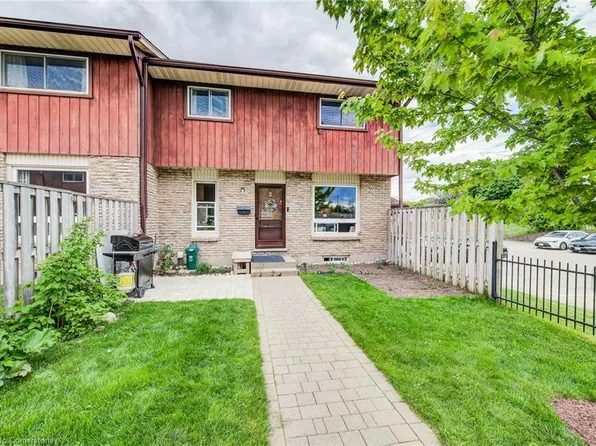 249 Cedarbrae Ave #2, Waterloo, ON N2L 4S8