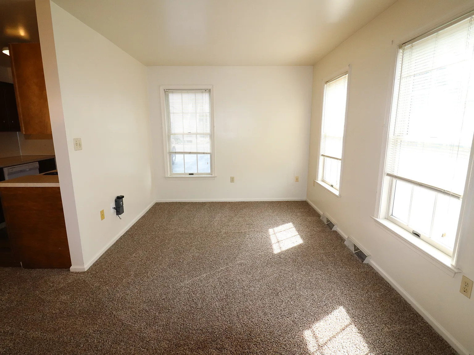 2 bed, $1,265 — Photo 4