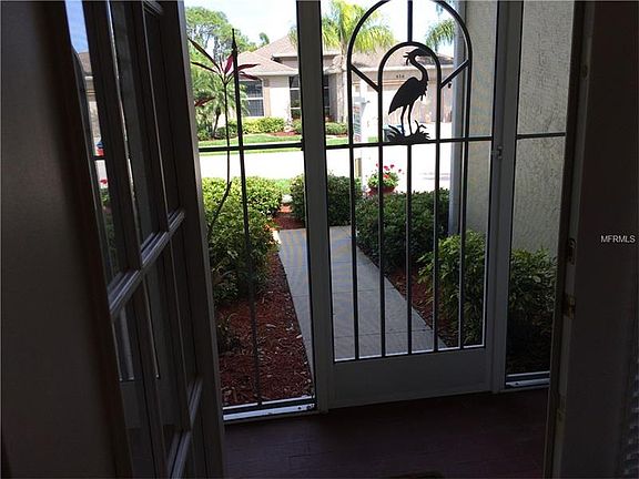 3rd image of 425 Tomoka Dr