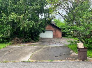 4466 Douglas Dr, West Lafayette, IN 47906