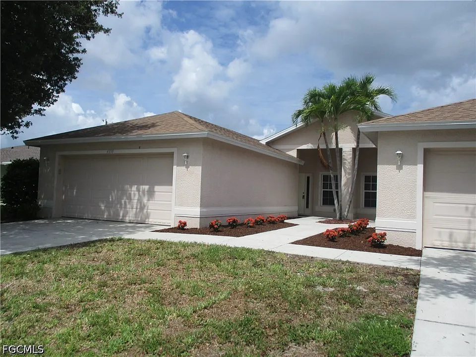 4330 SW 7th Pl