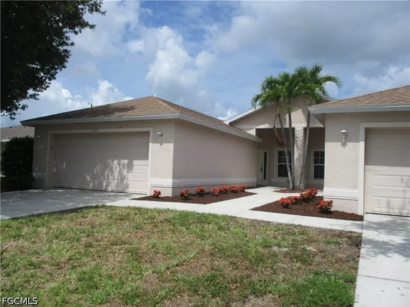 4330 SW 7th Pl, Cape Coral, FL 33914