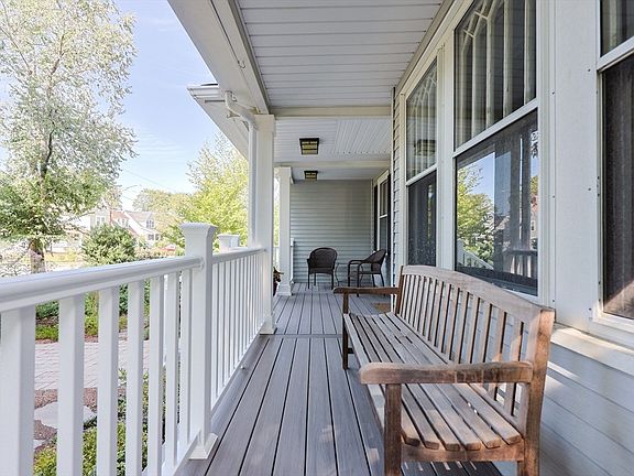 5th image of 100 Prescott St