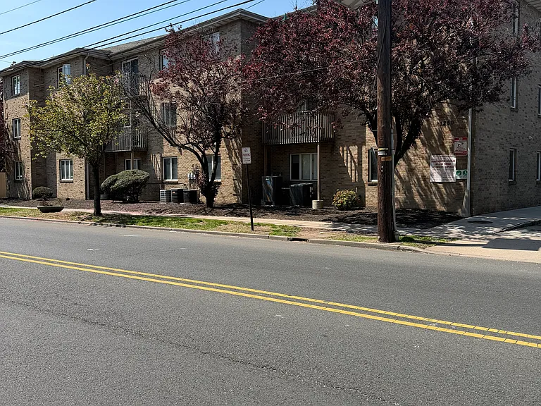 1250 N Broad St #C1 — Photo 12