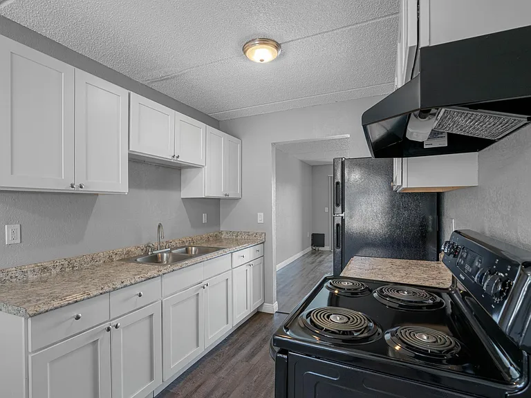 Palm Square Homes — Photo 65