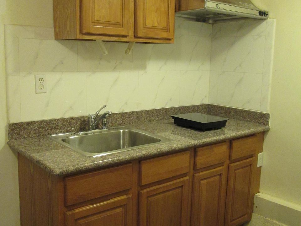 1st image of 2-1334 43rd Ave #2