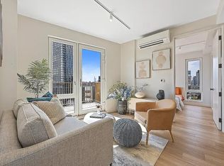 16 West St #302, Brooklyn, NY 11222