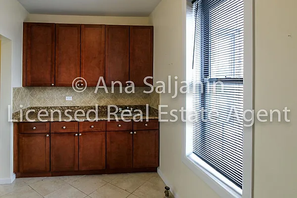 Rented by Horowitz Real Estate | media 10