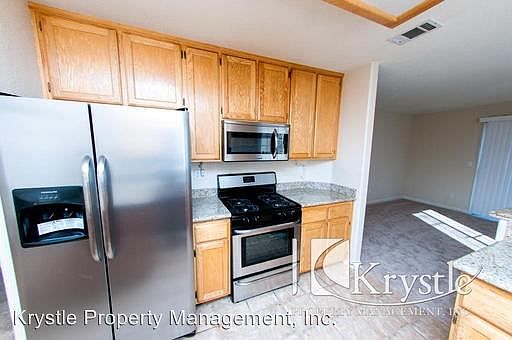 5th image of 2230 Garnet Dr