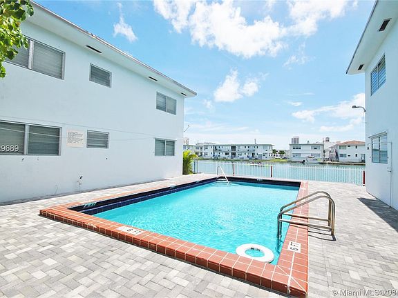 2nd image of 7835 Crespi Blvd APT 1