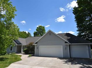 1550 Saffron Cir, Traverse City, MI 49696