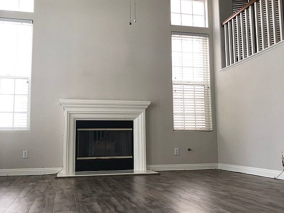 3rd image of 24020 Bridgeport Ln Unit 35