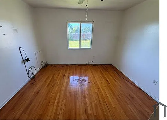4889 Banbury Ct #6 — Photo 3
