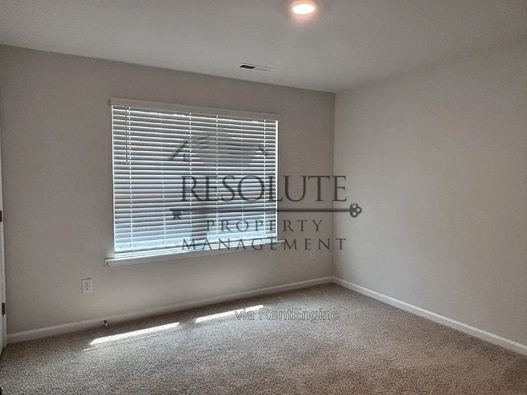 8550 Beckett Chase Way — Photo 7