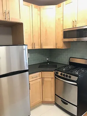 Rented by Beekman Street Realty | media 24