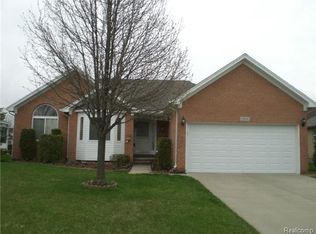 52908 Muirfield Dr, Chesterfield, MI 48051