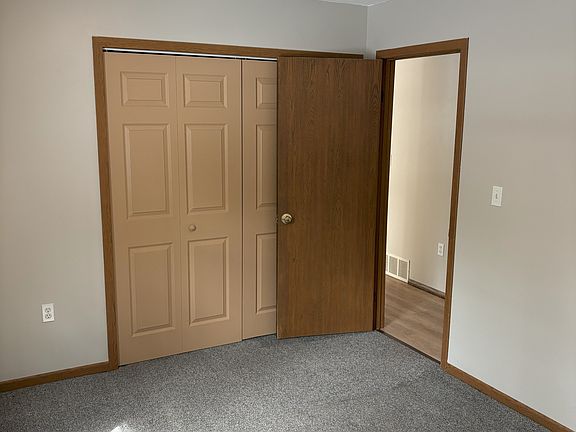 4th image of 761 Murner Rd APT B