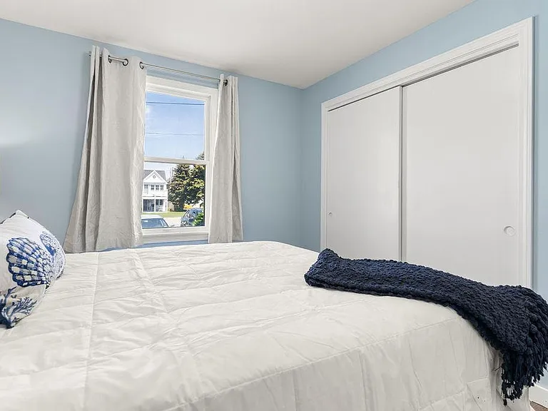 911 Ocean Blvd #6 — Photo 10