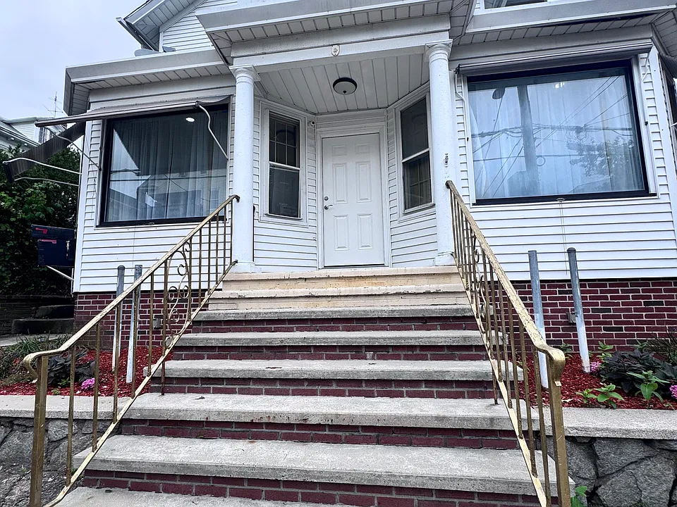 65 Academy Ave #1