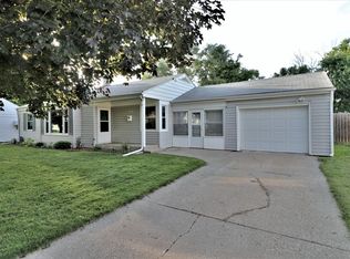 638 Frances Ave, Loves Park, IL 61111