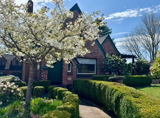 515 NE Harrison St, Poulsbo, WA 98370