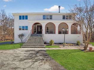 7 Fairgreen Court, Cortlandt Manor, NY 10567