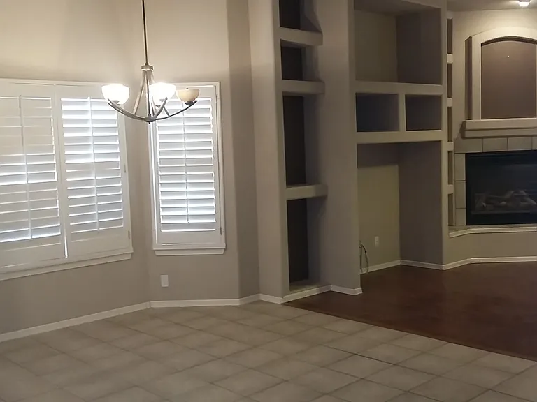 806 Elsa Ct — Photo 5