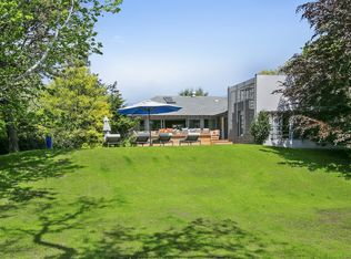 446 Further Ln, East Hampton, NY 11937