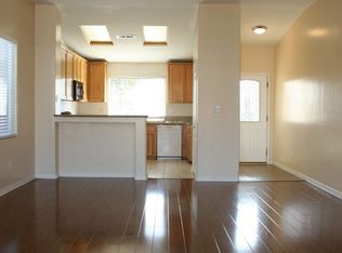 5915 Royalston Falls Dr, Bakersfield, CA 93312