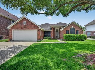 4535 Backenberry Dr, Friendswood, TX 77546