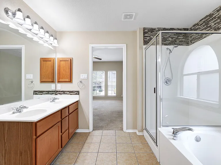 9610 Discovery Dr — Photo 21
