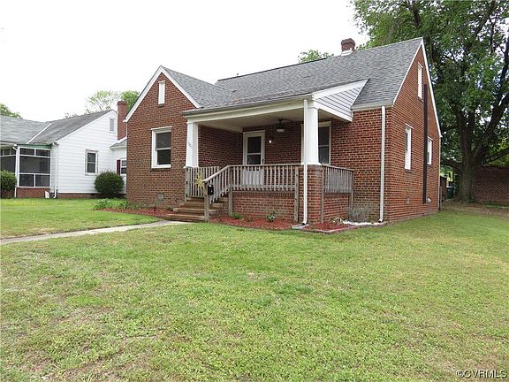 3rd image of 1301 Goddin St