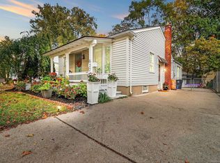 627 S Rembrandt Ave, Royal Oak, MI 48067