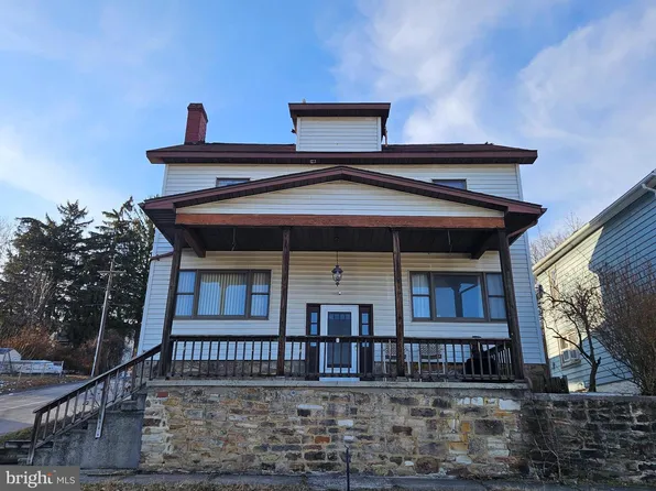 2430 Oak Ave, Altoona, PA 16601