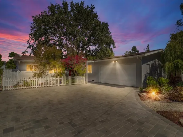 23223 Canzonet St, Woodland Hills, CA 91367