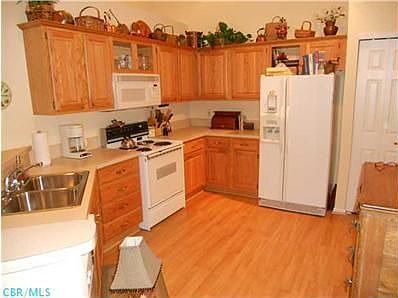 5th image of 4642 Wenham Park