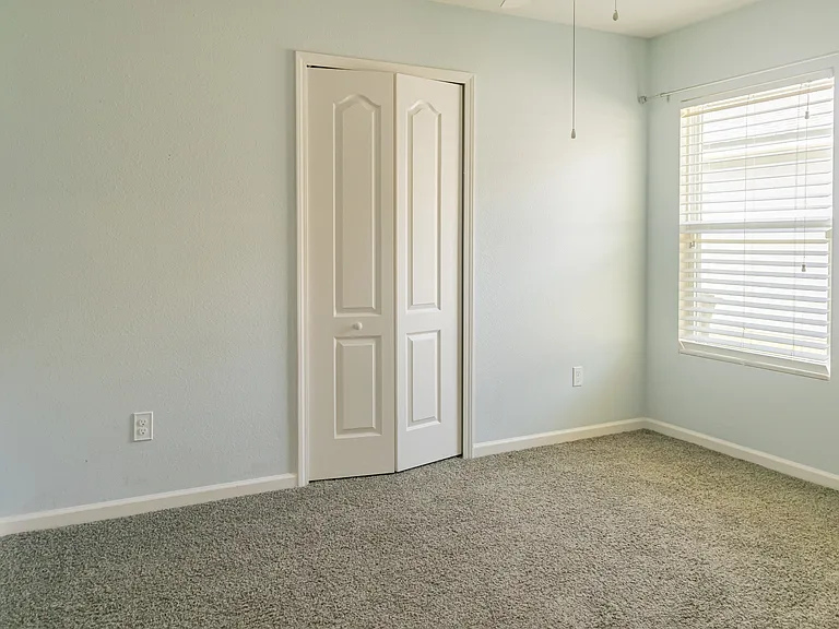 112 Celtic Wedding Dr — Photo 7