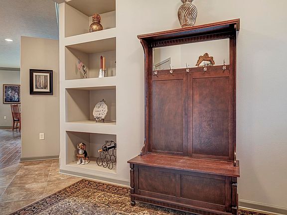 5th image of 3422 Golf Villa Dr