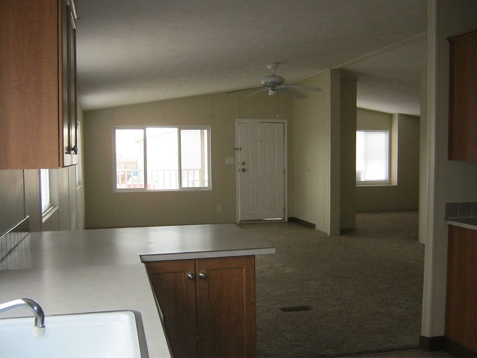 2nd image of 3400 Sagebrush Blvd
