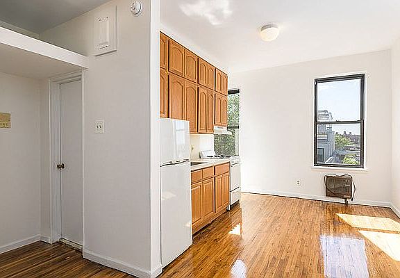 5th image of 78 Congress St APT 9