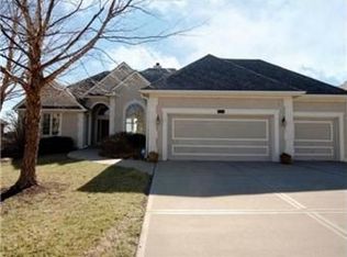 19625 W 99th St, Lenexa, KS 66220