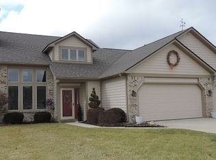 10809 Millstone Dr, Fort Wayne, IN 46818