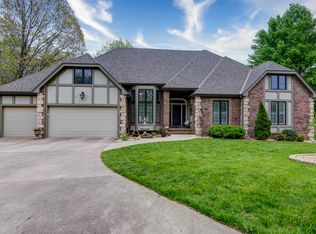 5070 S Barnes Ct, Springfield, MO 65804