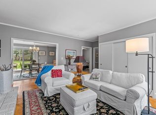 46 Chastellux Ave #8B, Newport, RI 02840