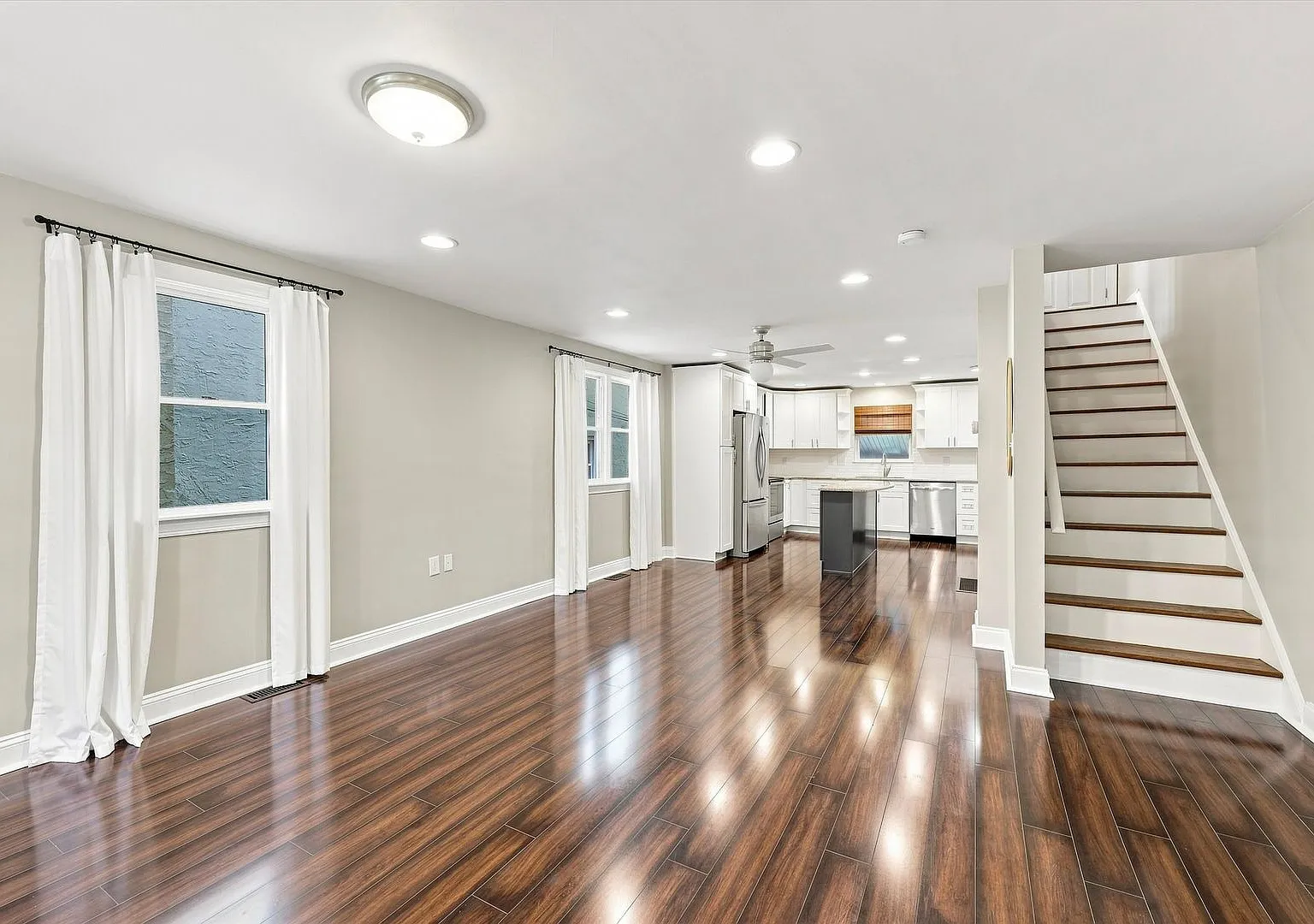 Renovated Conshohocken Home Park Views, Finished Basement & Backyard — Photo 2