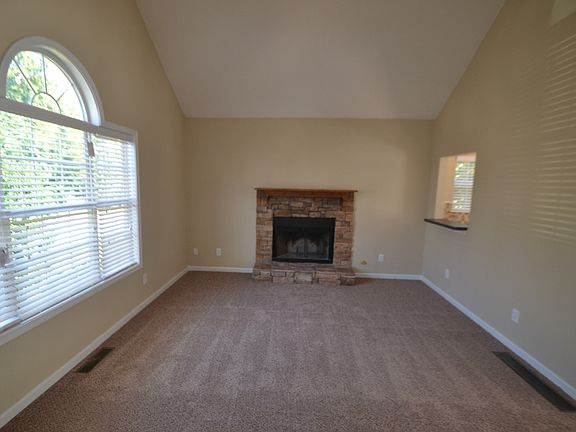 3rd image of 4047 Staghorn Ct