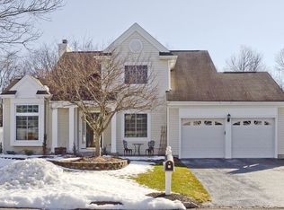 11 Fox Chase Rd, Oak Ridge, NJ 07438