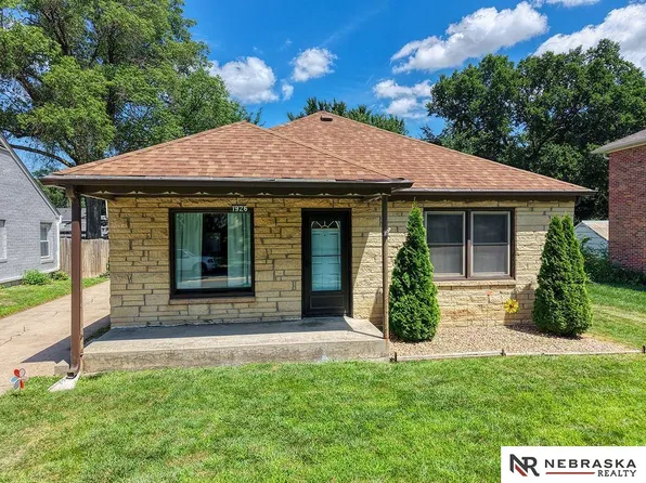 1926 S Cotner Blvd, Lincoln, NE 68506