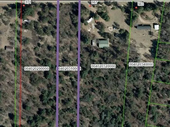 140 Blackhawk Dr, Hancock, WI 54943