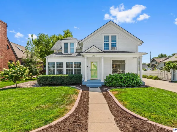 1739 Grant St, Blair, NE 68008